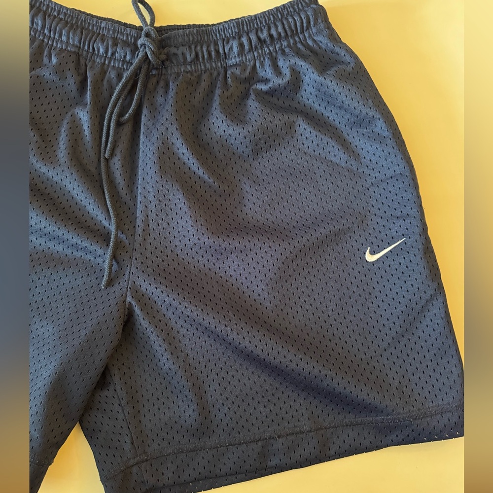 Nike Men’s S Mesh Short like NEW